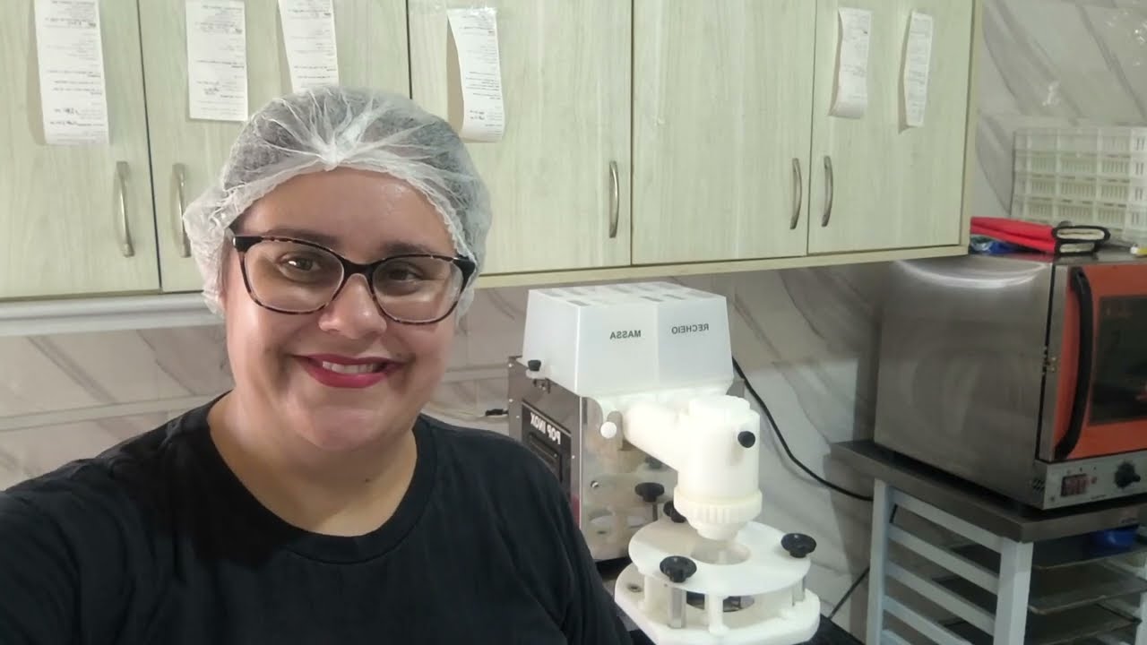 Produção de mil empadas na modeladora pop inox Ceimaq .