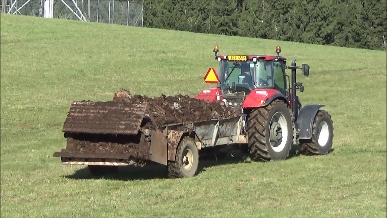 Rozmetání hnoje 2019 Zetor Forterra 11441 a Case Farmall 105 U Pro RUR-5