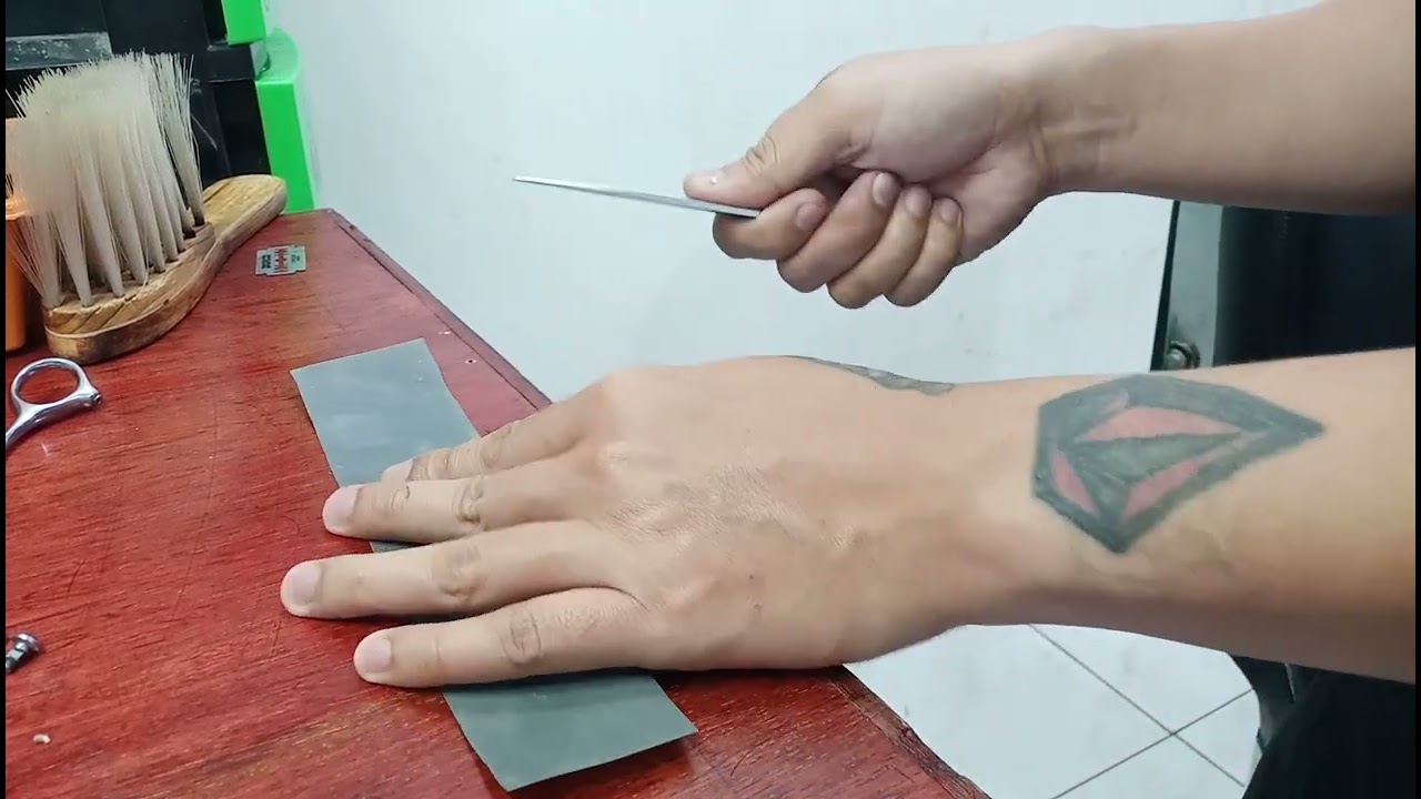 ASMR scissors Sharpening, Paano maghasa ng Gunting
