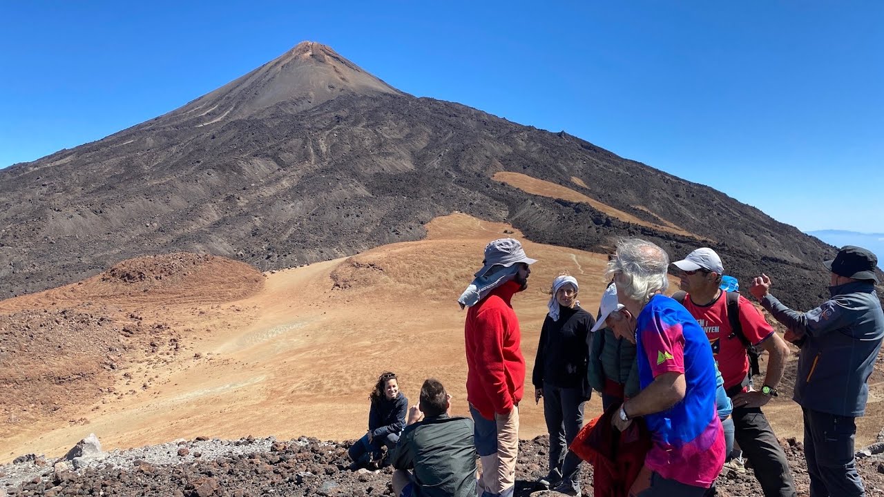 Pico Viejo, circular desde el Mirador de las Narices del Teide