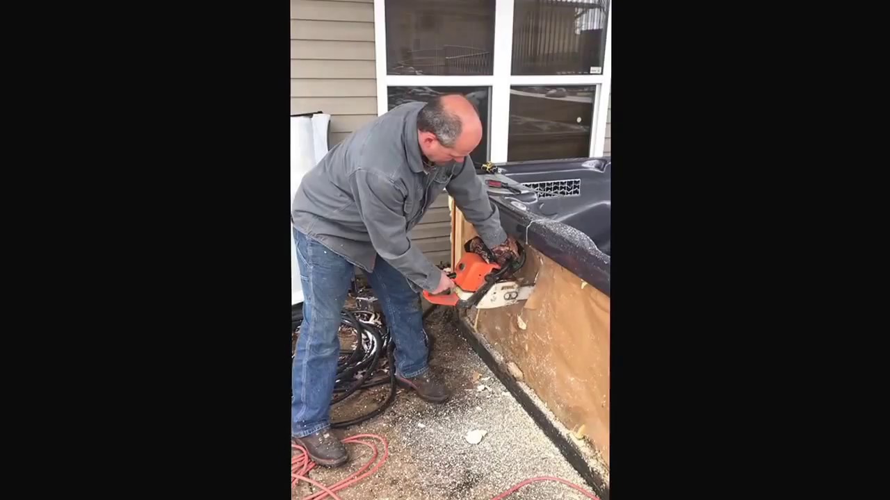 Cutting up a hot tub with a chainsaw!