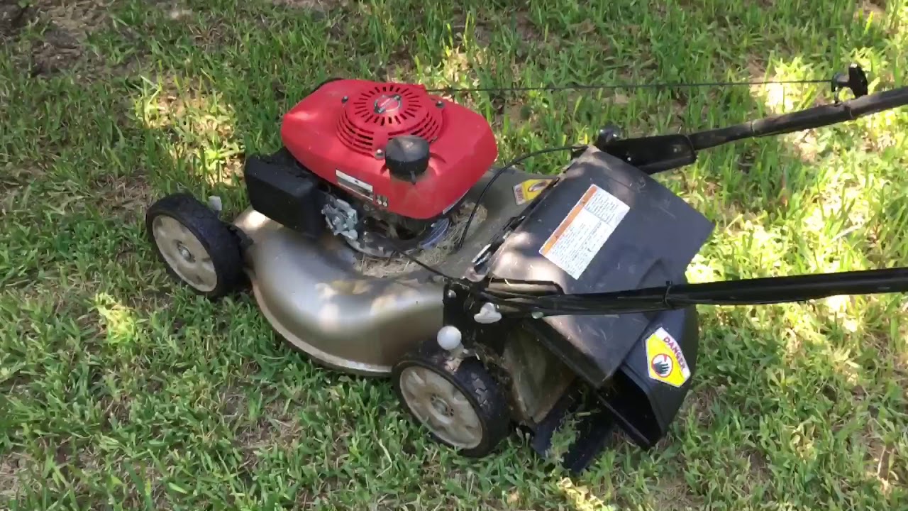 Honda Mower Side Discharge Chute in Action 06814-VG4-010