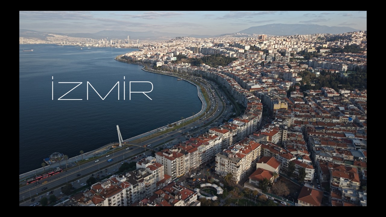 İzmir Şehir Merkezinden Drone ile Manzaralar | DJI MINI 5 PRO ile Kaydedilmiştir