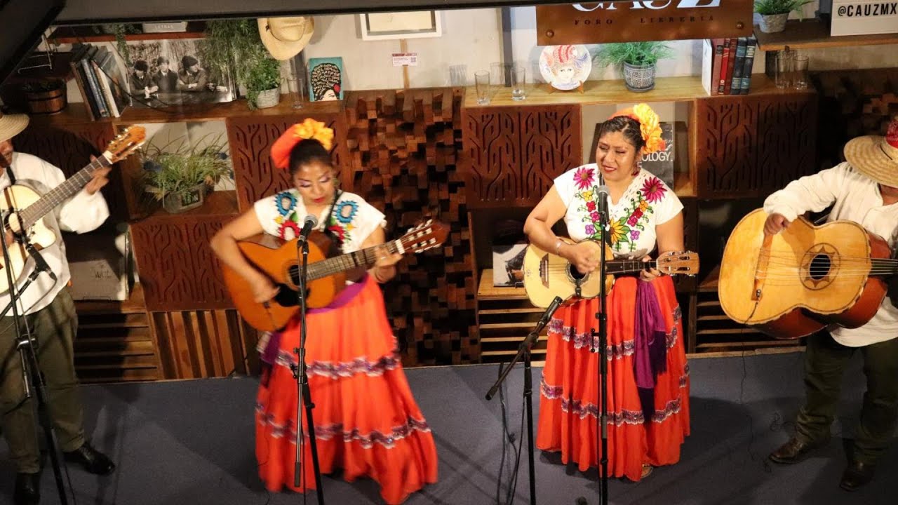 Noche Mixteca | Foro, librer&iacute;a, Cauz | Hermanas Valle y 