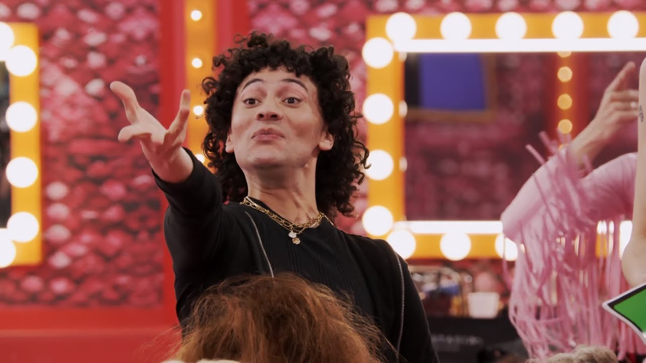 Drag race season 17 being iconic (sort of out of context?)