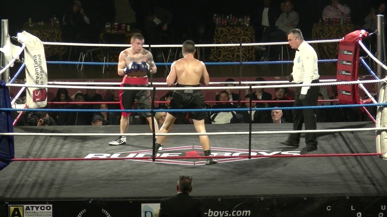 Juanfran Romero (C.B Chute Boxe) vs Efren Besalduch (C.B 8 Onzas de Benicarló)