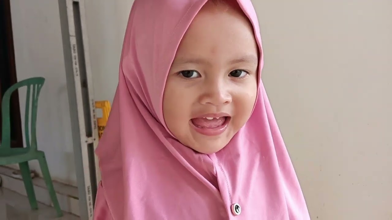 Sasha mau ngaji nih temen temen