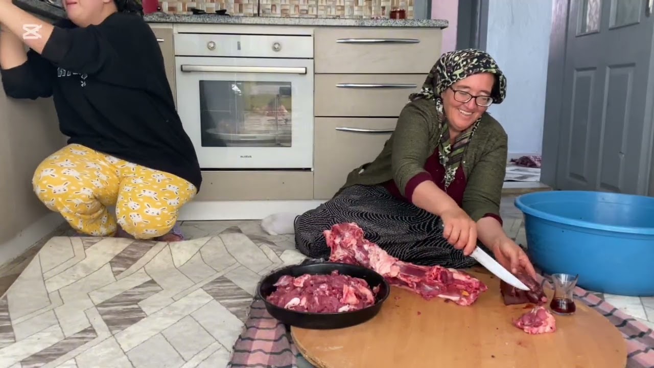 MELİSİMLE PAZARDAN NELER ALDIK⁉️✅HAYRİYE BACIMLA YEMEĞE GİTTİK❤️🫶