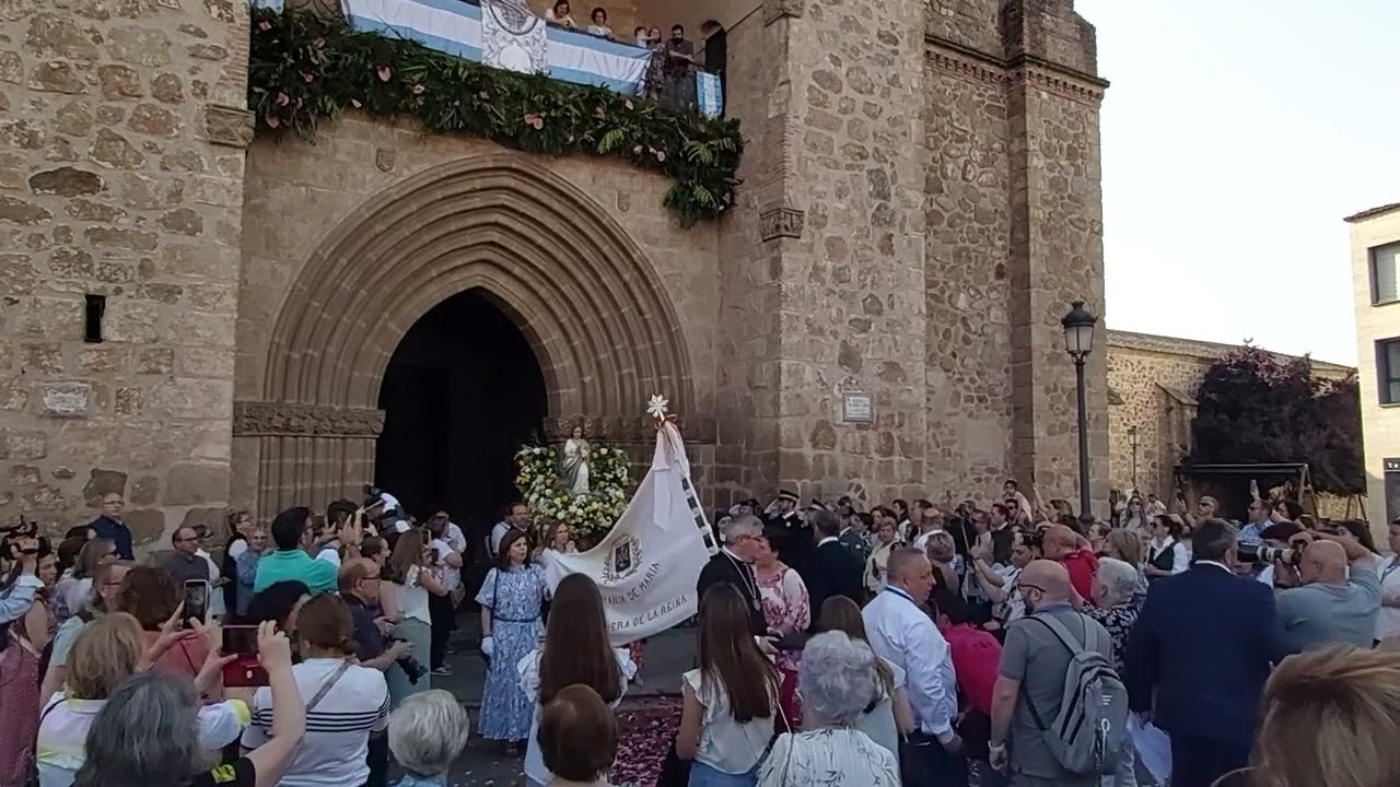 Virgen niña de la Compañía de Maria, Talavera de la reina. Procesión mariana.