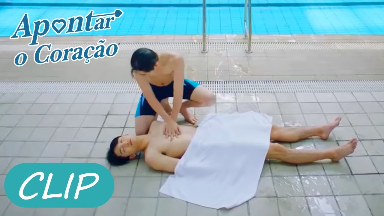 Clip 01: Oh não! O garoto bonito se afogou na piscina, ele sobreviveu? | Apontar o Coração | WeTV
