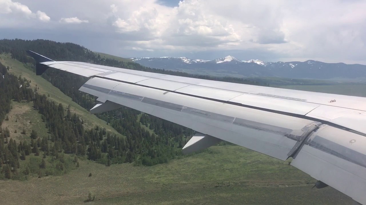 Delta A319 Landing in Jackson Hole