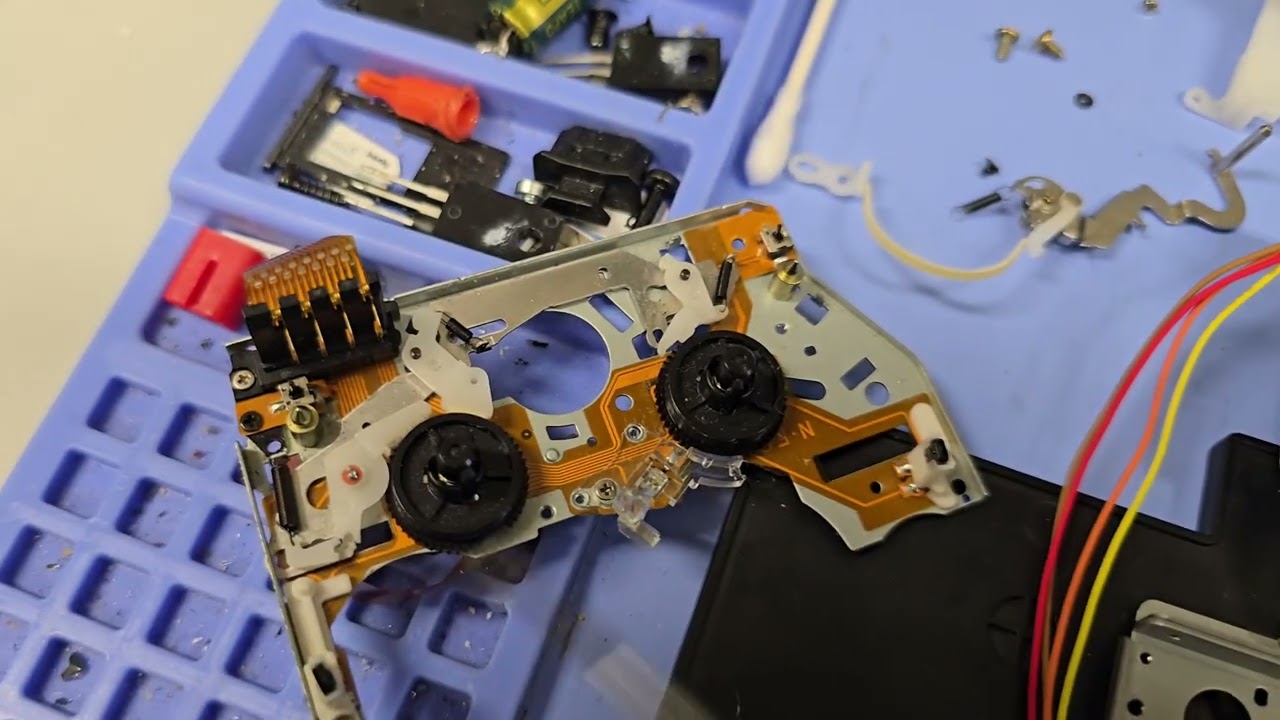 JVC HR-DVS2U MiniDV S-VHS Combo Deck Repair and common issue.