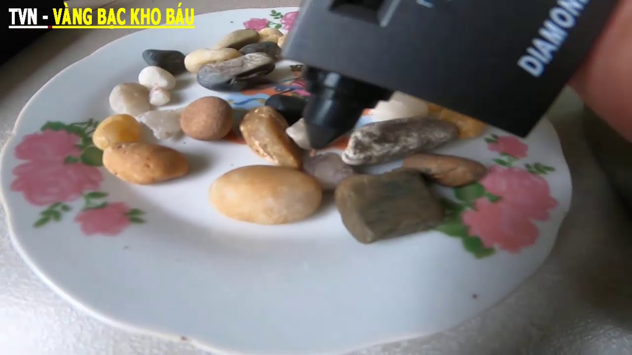 Hướng Dẫn Phân Loại Các Loại Đá Quý, RuBi, Saphia, Thạch Anh Bằng Bút Thử Kim Cương.