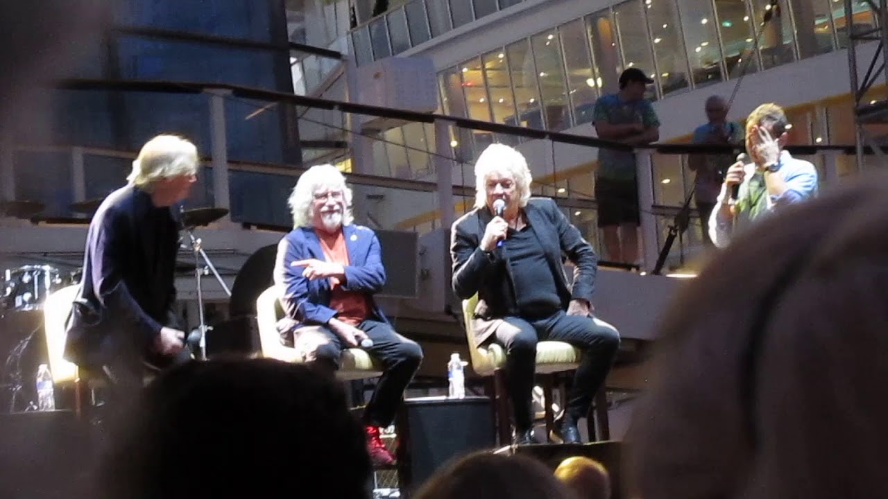 Moody Blues Storyteller Pt 1 Cruise #4  1-5-18 MVI 7104