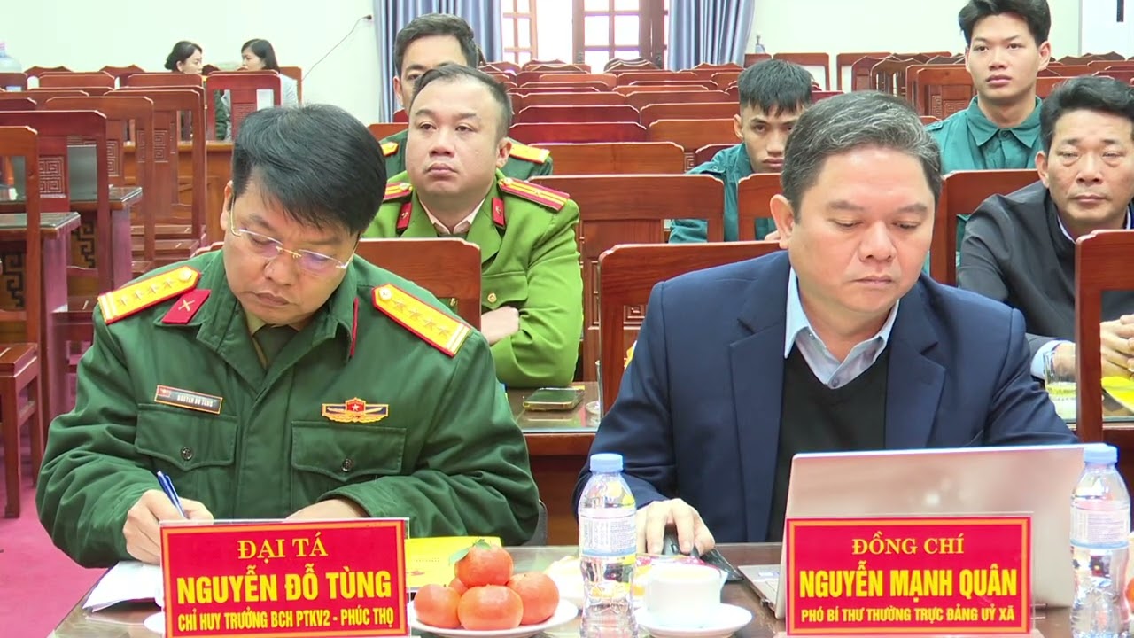 XÃ TÂY PHƯƠNG TỔ CHỨC HỘI NGHỊ BÀN GIAO NHIỆM VỤ CHỈ HUY TRƯỞNG BAN CHỈ HUY QUÂN SỰ XÃ.