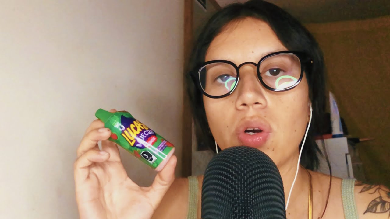 ASMR chupando lucas muecas 🇲🇽 dulce mexicano 👅