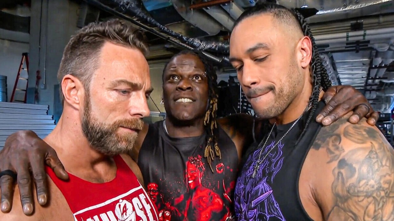 1 Hour of WWE Wrestlers Hilariously Breaking Character