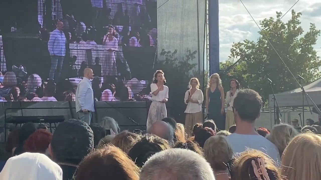 Orosz Ákos & Radnay Csilla - Egyszerre Seymour (Rémségek kicsiny boltja)