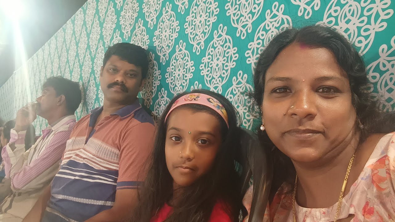 Mithalis world🥰 is live എൻ ഓമൽ നിധിയല്ലേ... ❤️🩷💚🤍🩵💛