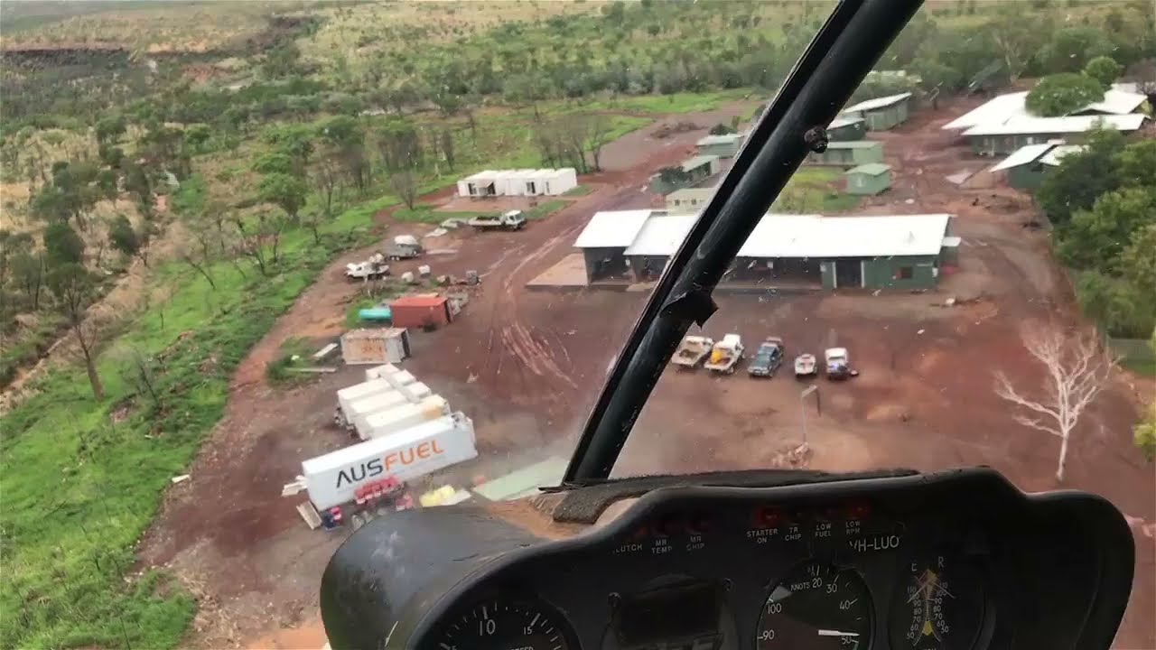 HELICOPTER FLIGHT OVER BINDOOLA GORGE IN THE WET SEASON//BINDOOLA GORGE IN THE KIMBERLEYS//TRAVEL WA