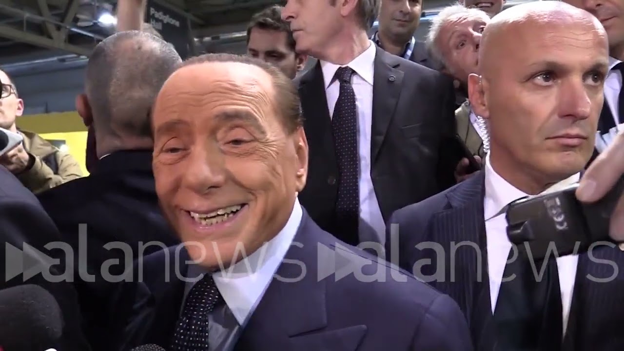 Berlusconi-show: gli ultimi dieci anni tra gag e gaffe