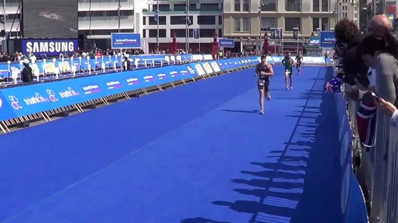 Chegada no Mundial de Aquathlon 2012, Auckland, NZ - Emilio Kerber