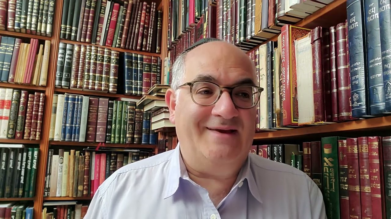 Rabbi Haim David HaLevi: Speaking in the Synagogue