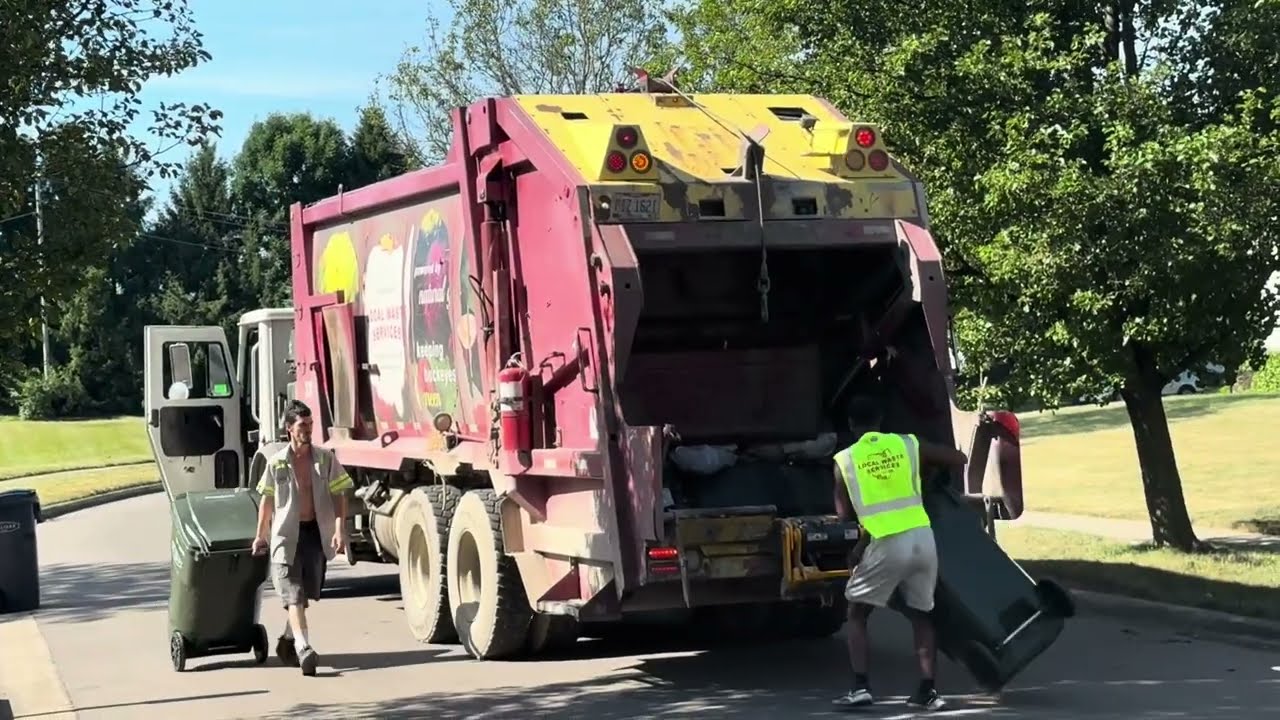 Local Waste Services: Mack LEU E-Z Pack rear loader garbage truck