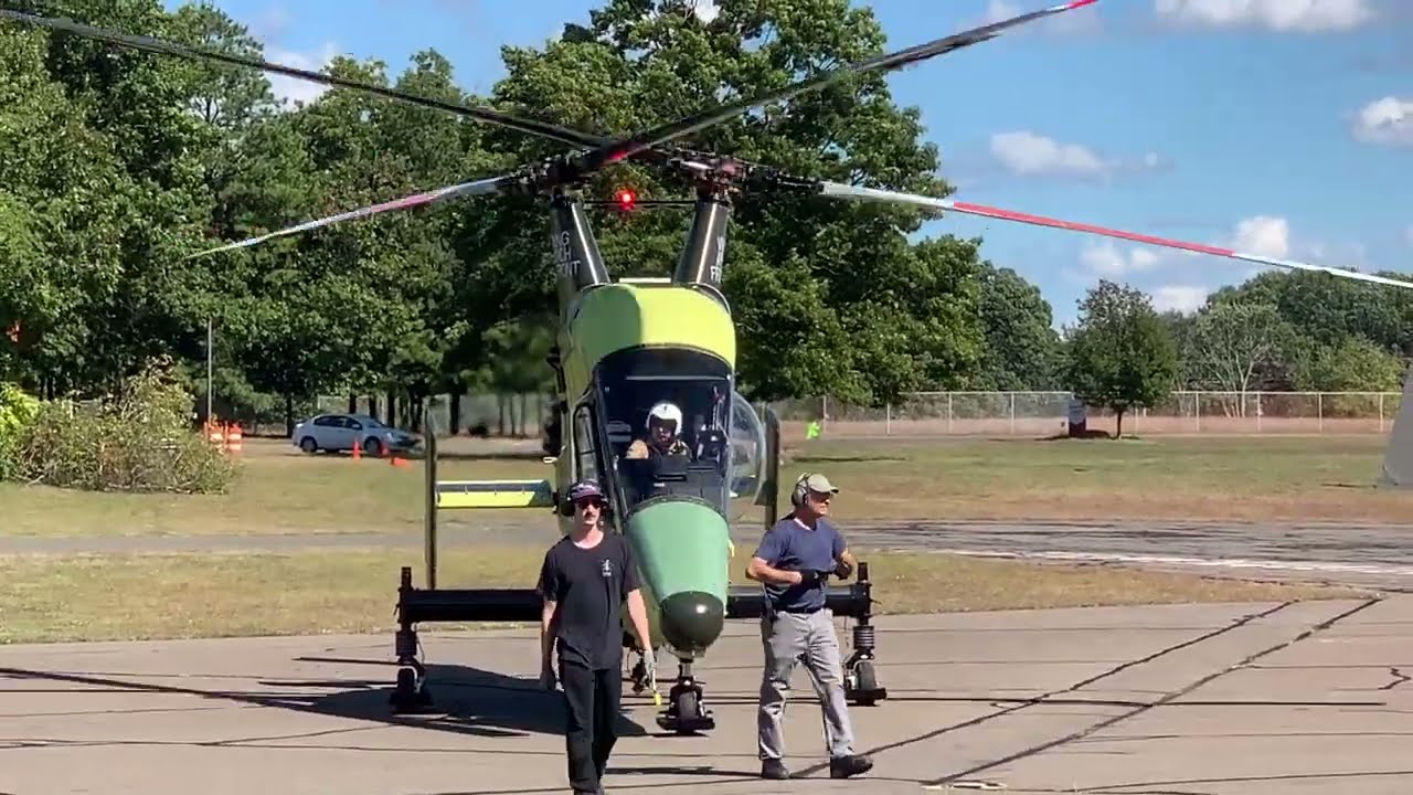 Kaman K-Max liftoff, hover and departure