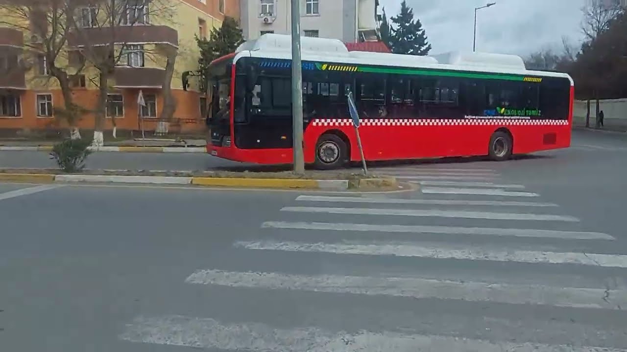 Прогулка по Сумгайыту,купил горячую выпечку 