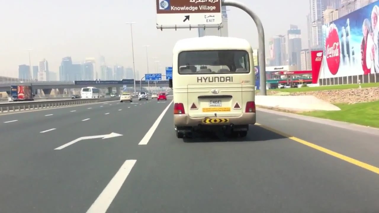 Drive from Burj Khalifa to Dubai Internet City and back