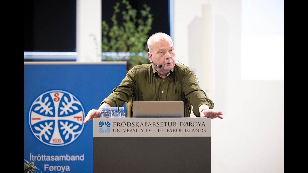 Tórbjørn Jacobsen, borgarstjóri í Runavíkar Kommunu. Røða um kommunala leiklut í ítrótti.