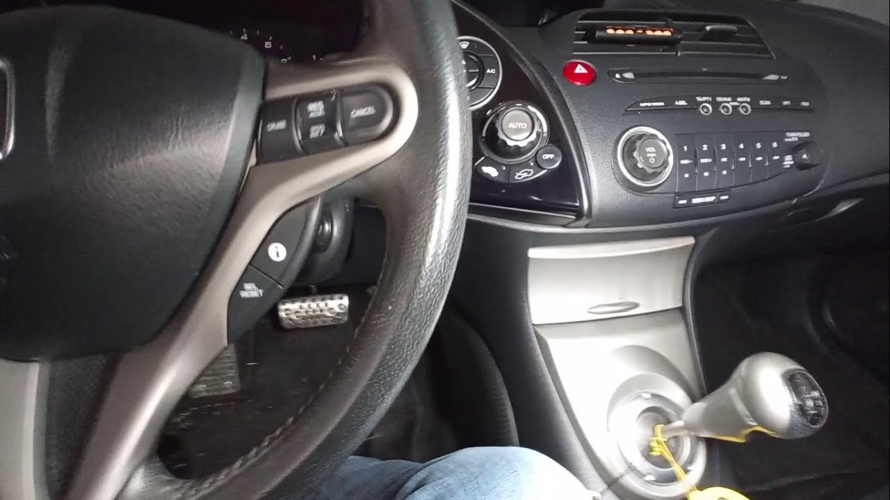 Honda Civic 8 gen  How To Remove Radio / Console Removal Step By Step