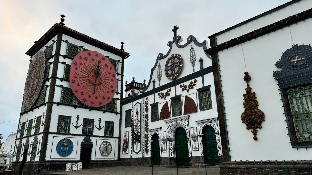 LIVE: Preparations for Santo Cristo Feast Ponta Delgada, Sao Miguel Azores Portugal - 22.05.2025
