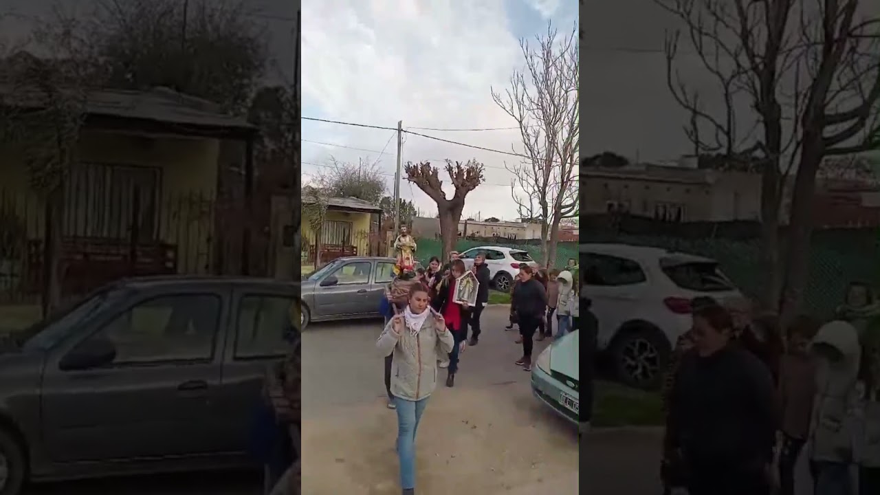 Procesión junto a 