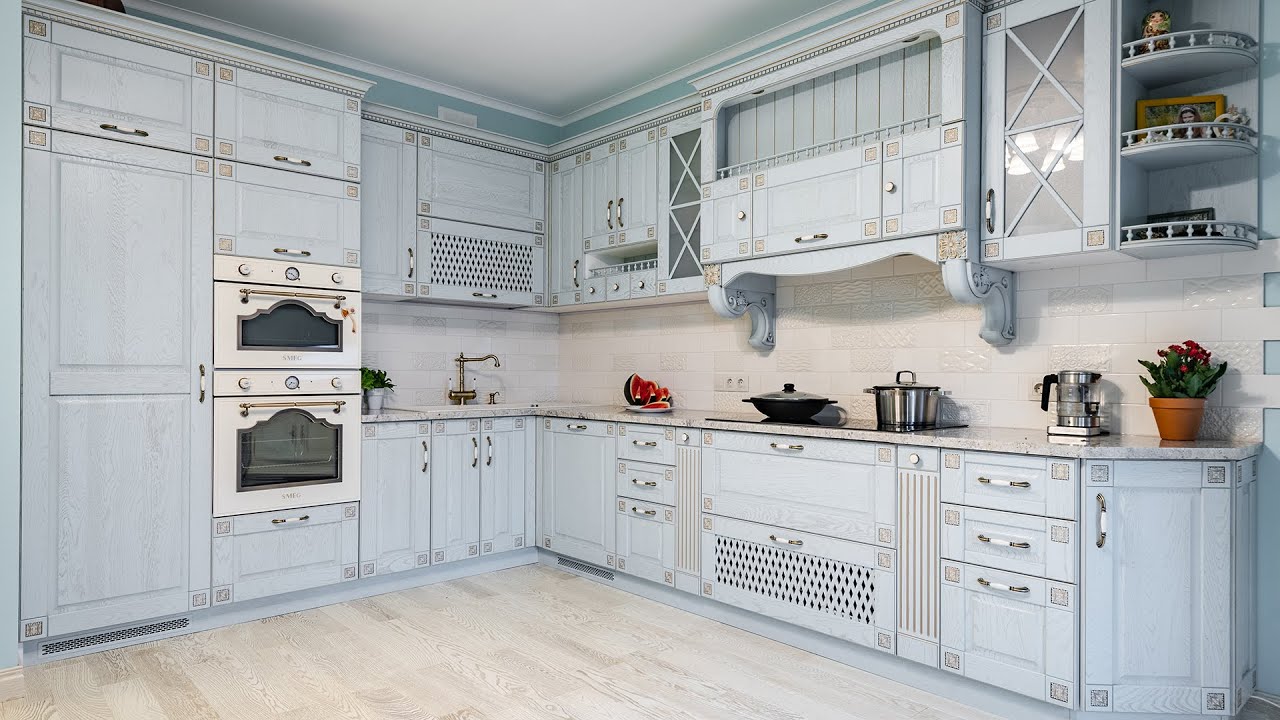 Обзор кухни из массива дуба «Вилладжо»