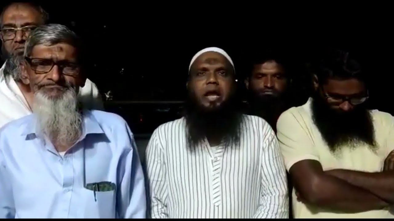 Dichhpalli Nizamabad police quarters Me*Jamat e Ahle Hadees Masjid Ki Taamir  Par Barelveyo Ka Hamla
