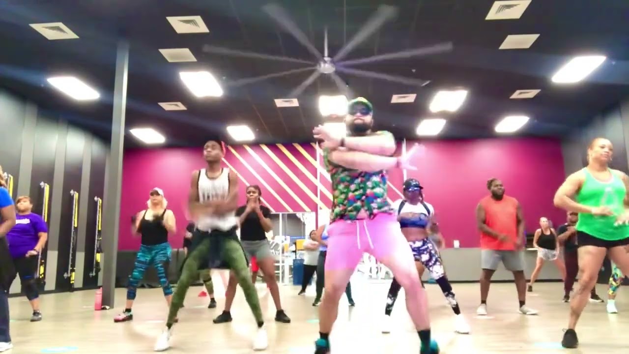 AMERICA HAS A PROBLEM - BEYONCÉ DANCE FITNESS ROUTINE 2022