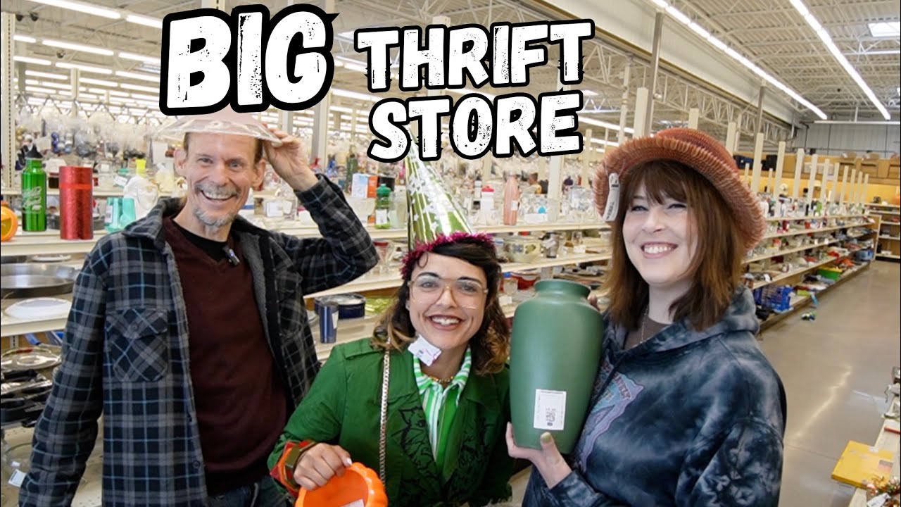 First Time at the BIG THRIFT STORE | Thrift With Me | Reselling