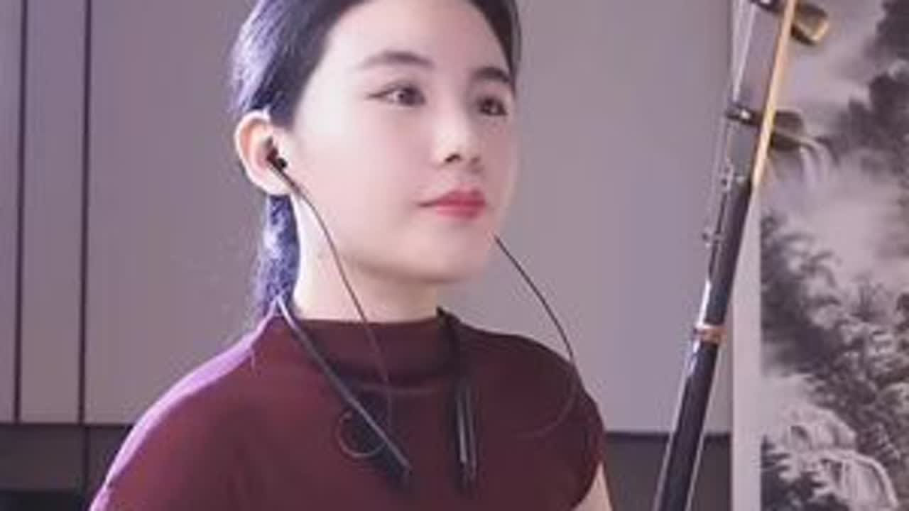 《一壶老酒》#二胡演奏 #民族乐器 #谁说民乐不抖音 @赵露雨二胡