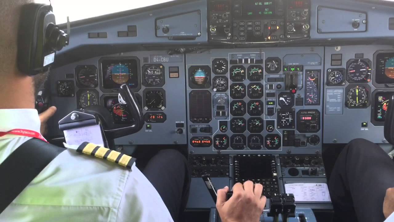 Approach To Praia City, Atr 72-500 Tacv Cabo Verde Airlines