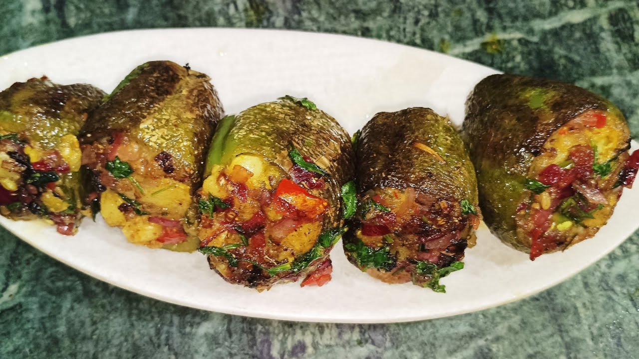 Stuffed Capsicum Recipe||Potato Stuffed Capsicum||भरवां शिमला मिर्च