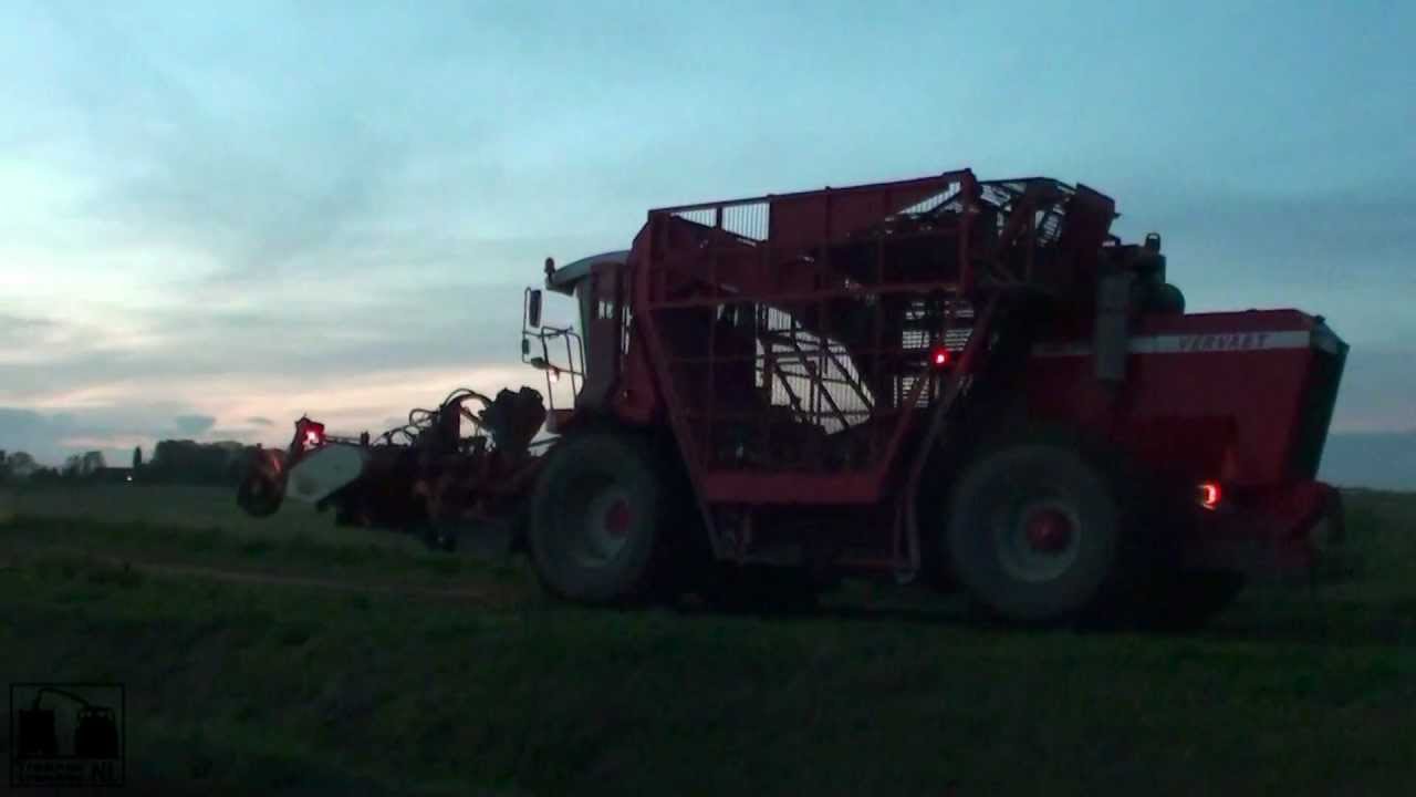 Loonbedrijf Hage met 2 Vervaet 17T rooiers op 1 Perceel + John Deere 6150R