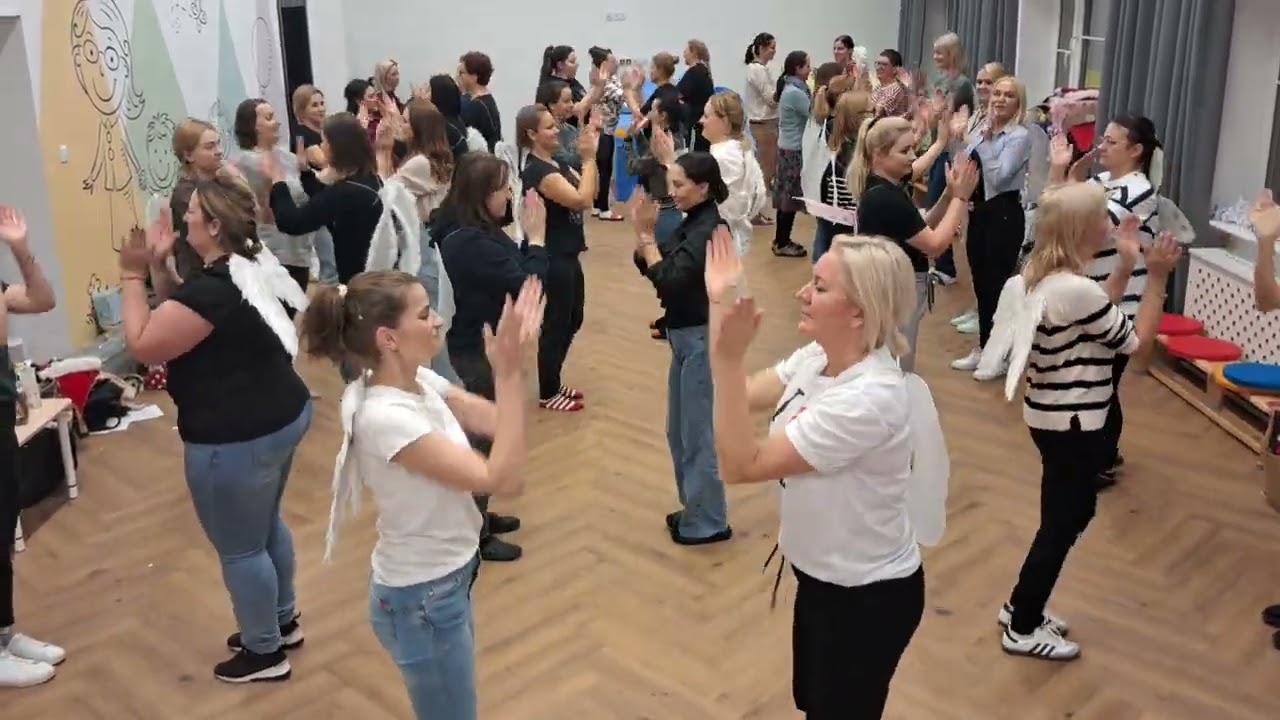 DWA ANIOŁKI MAŁE, piosnka dla dzieci, METODA EDUMUZ