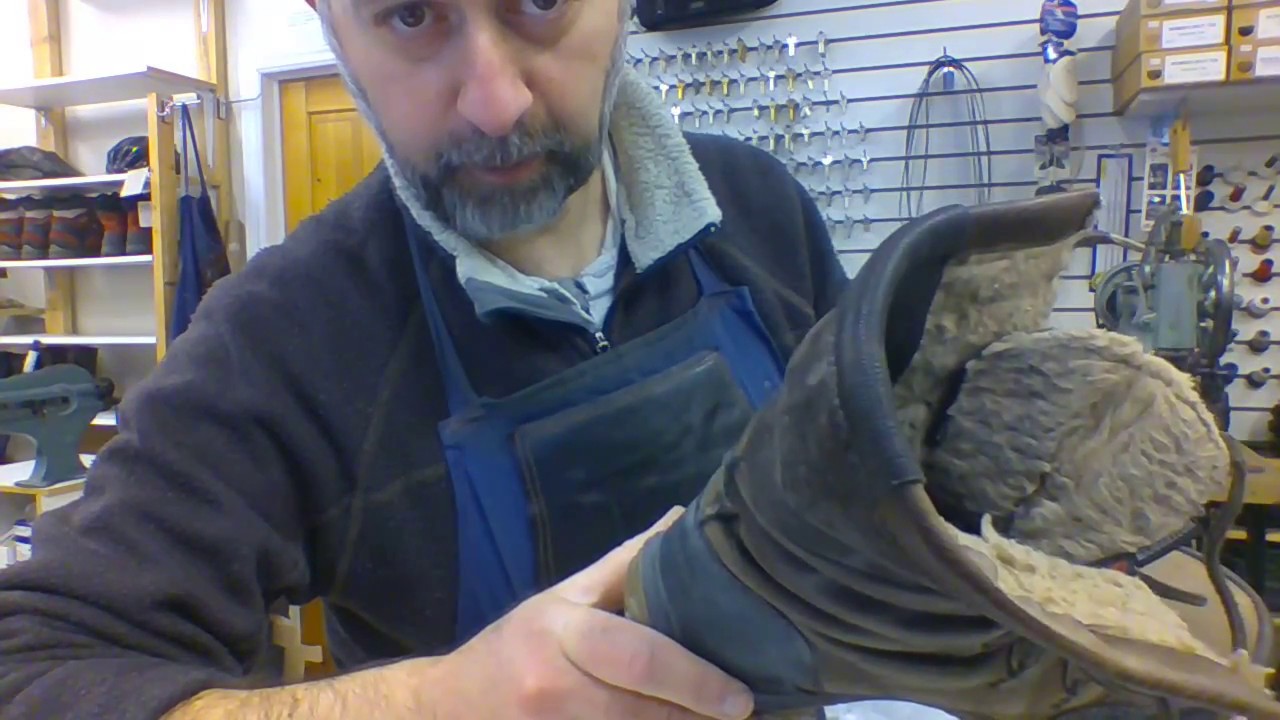Boot heel lining repair - R&eacute;paration de doublure d'une botte