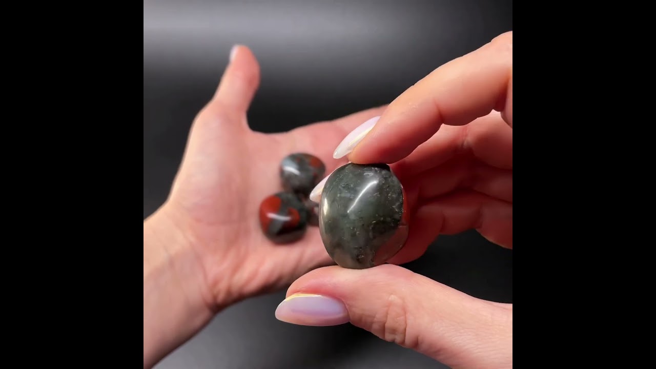 혈석 블러드스톤 텀블스톤 &bull; bloodstone tumble stone | Dark matters