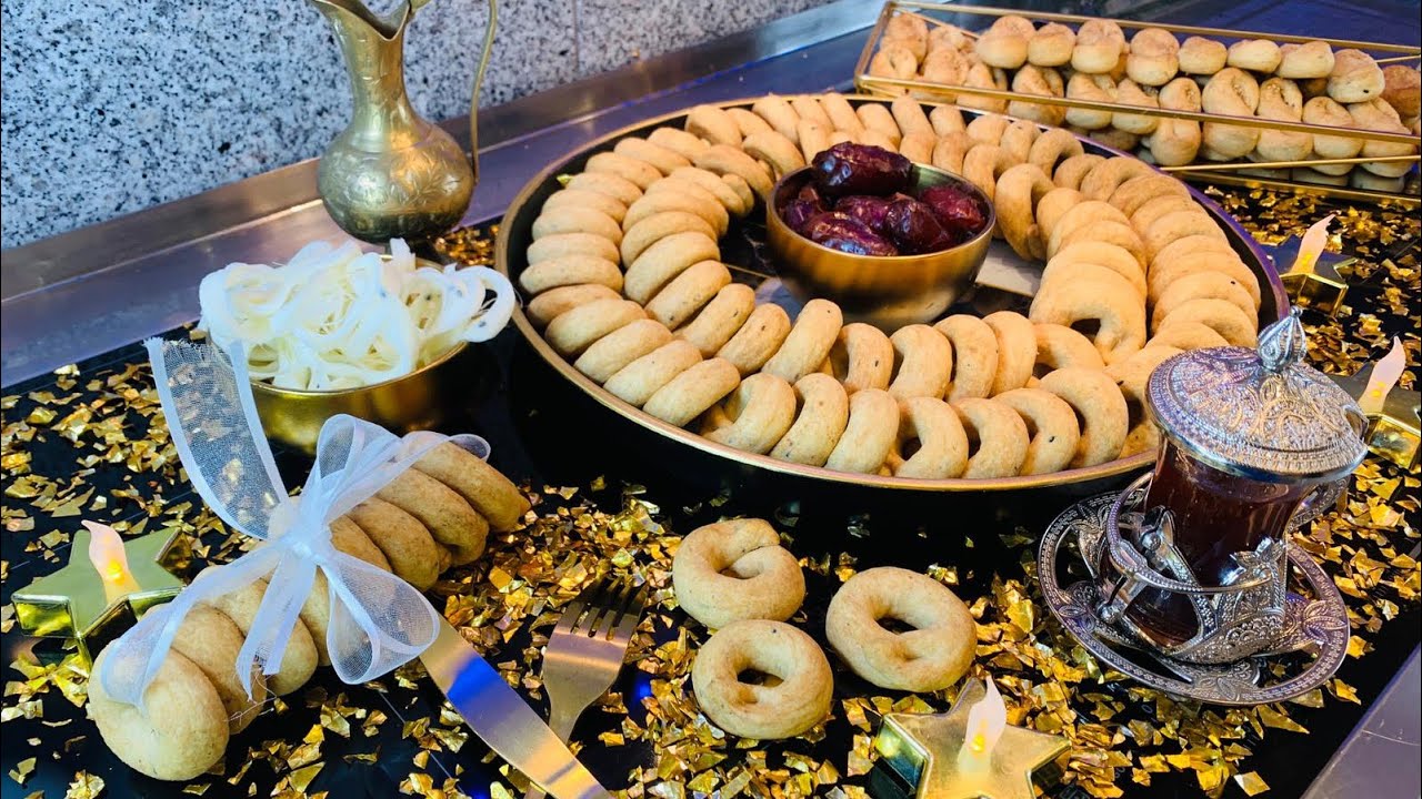 ماراح تصدقوا كمية اللذاذة بهل الكعك 😋😋كعك عيد بمية الجبنة👍🏻بهرو هر انجح وصفة كعك على اليوتيوب 🥰