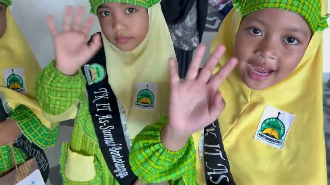 DOKUMENTASI PENERIMAAN RAPOR SEMESTER GANJIL DAY 1