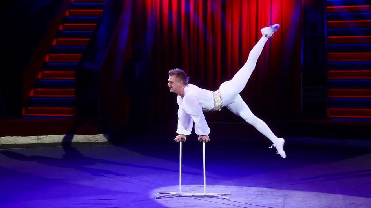 Circus Clown Show-Handstand
