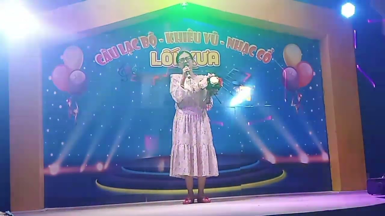 Hà Nội  ngày  trở  về. T b thùy  linh